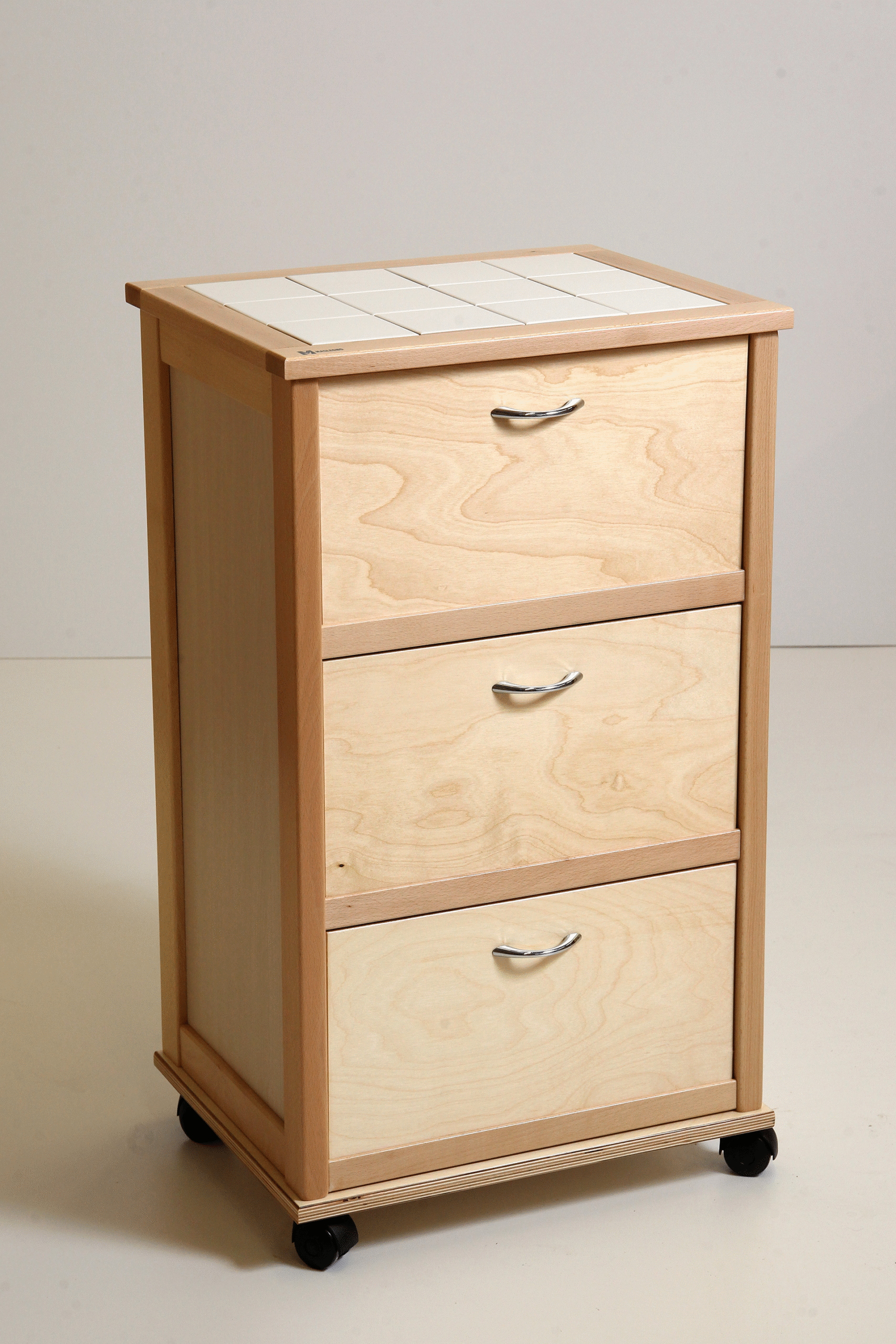 MAS064 mobiletto vesuvio 3 ante naturale